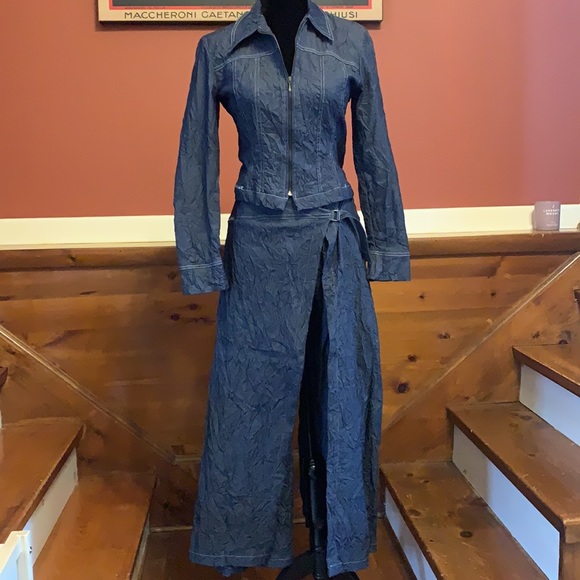 - Wrinkled Effect Denim Set - - Picture 1 of 16